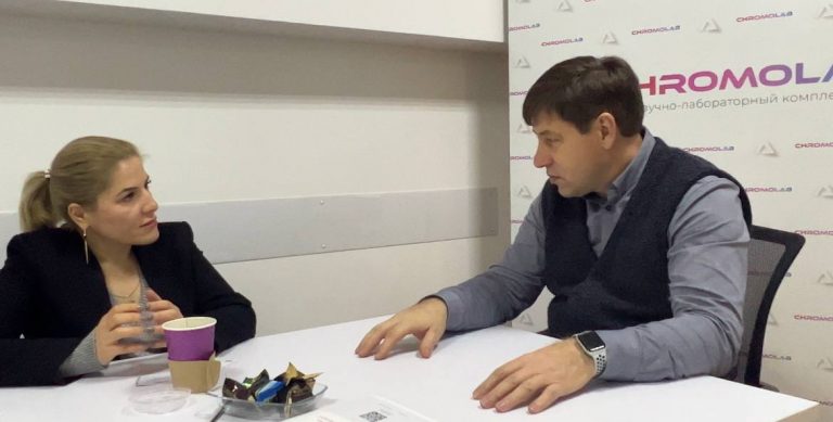 Магомедова Аминат Гасановна посетила Научно-лабораторный комплекс «Хромолаб»